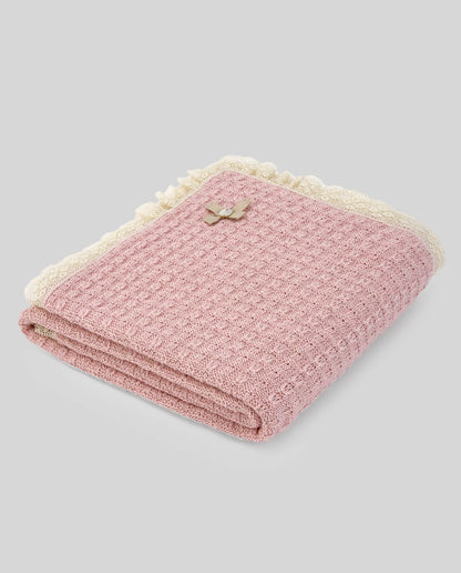 PAZ: KNIT NEWBORN SHAWL “PASCUA”