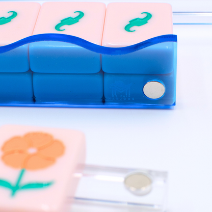 Wavy Acrylic Mahjong Racks