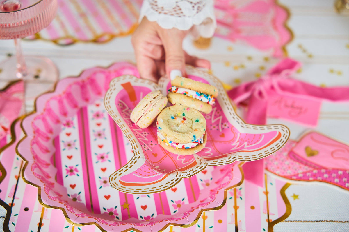 Packed Party : Cowboy Boot Dessert Plates (10 count)