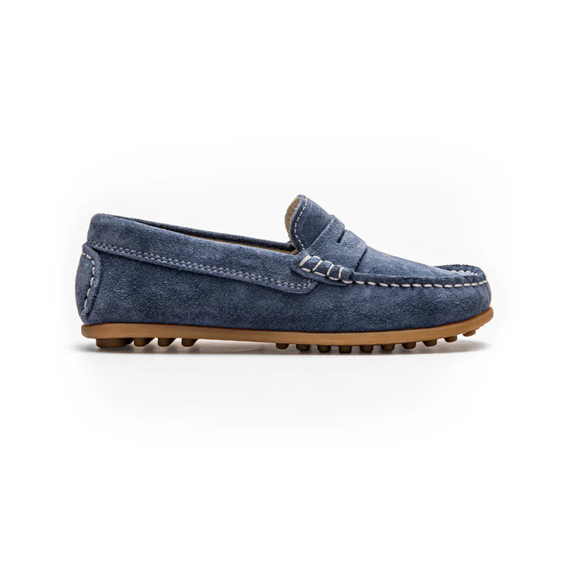 CHILDREN CHIC: Sam Blue