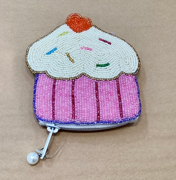 ISCREAM: CUPCAKE BEADED PURSE