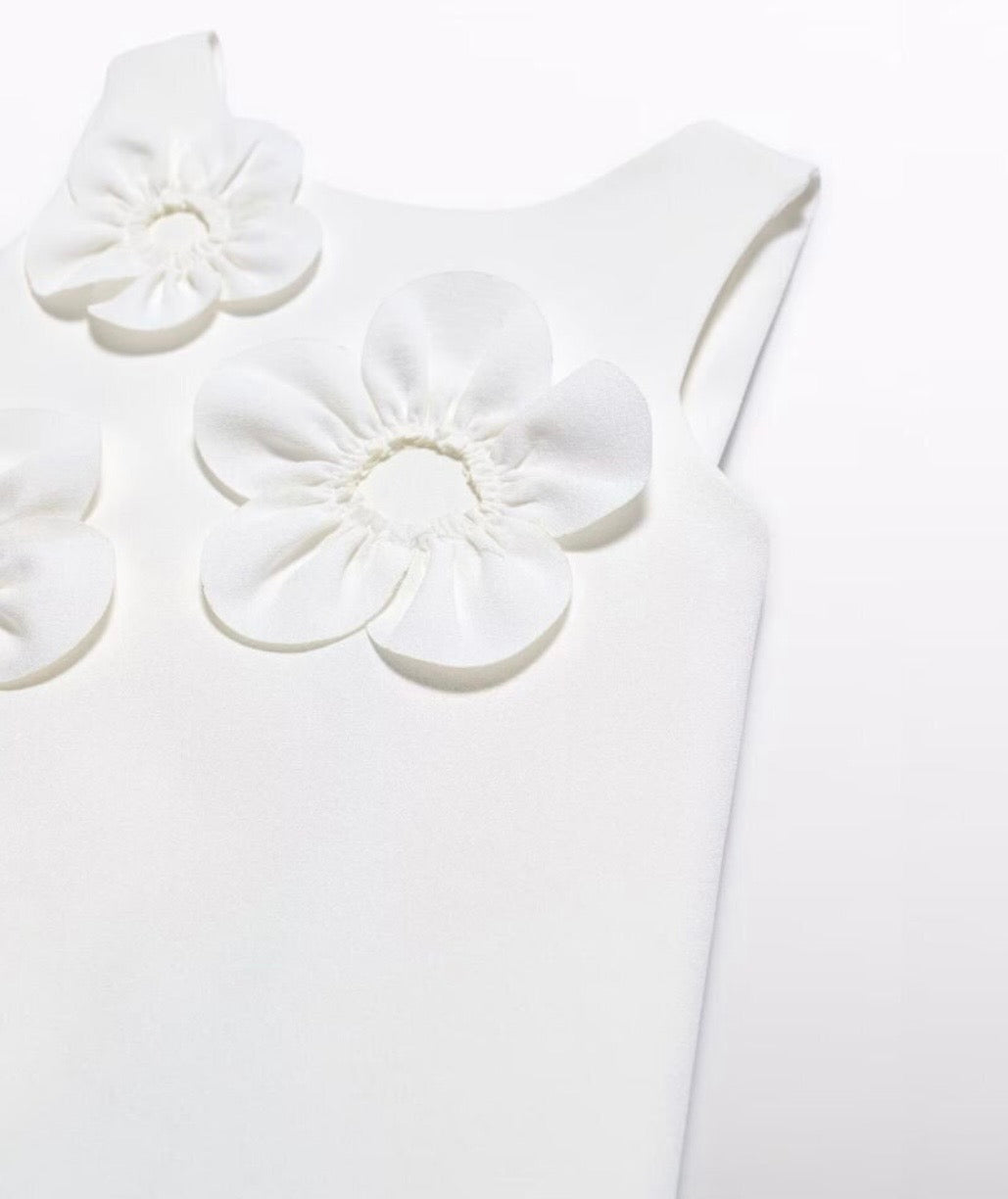 ABEL & LULA : WHITE 3D FLOWERS CREPE DRESS