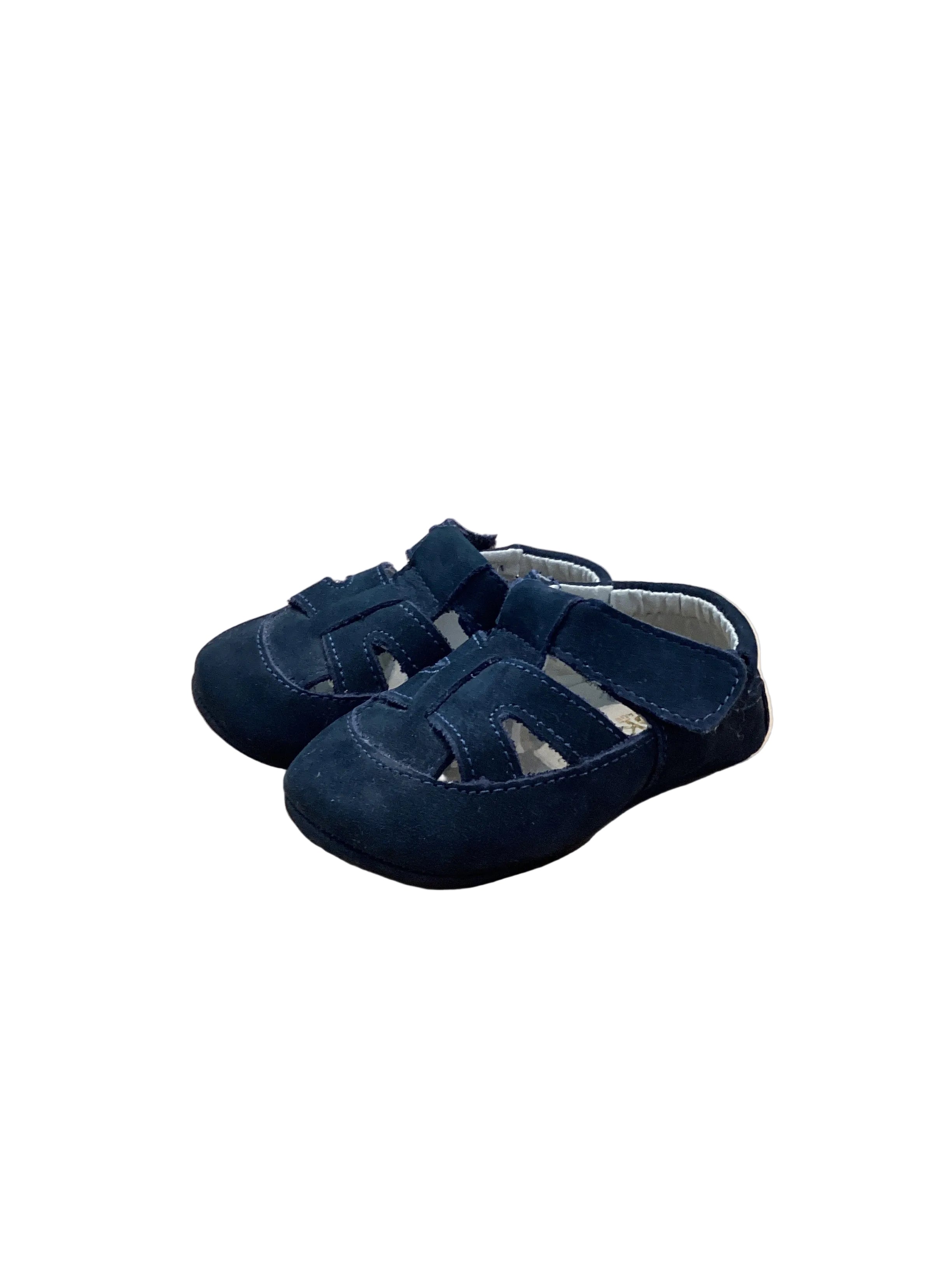 TOKE: NAVY SANDALS