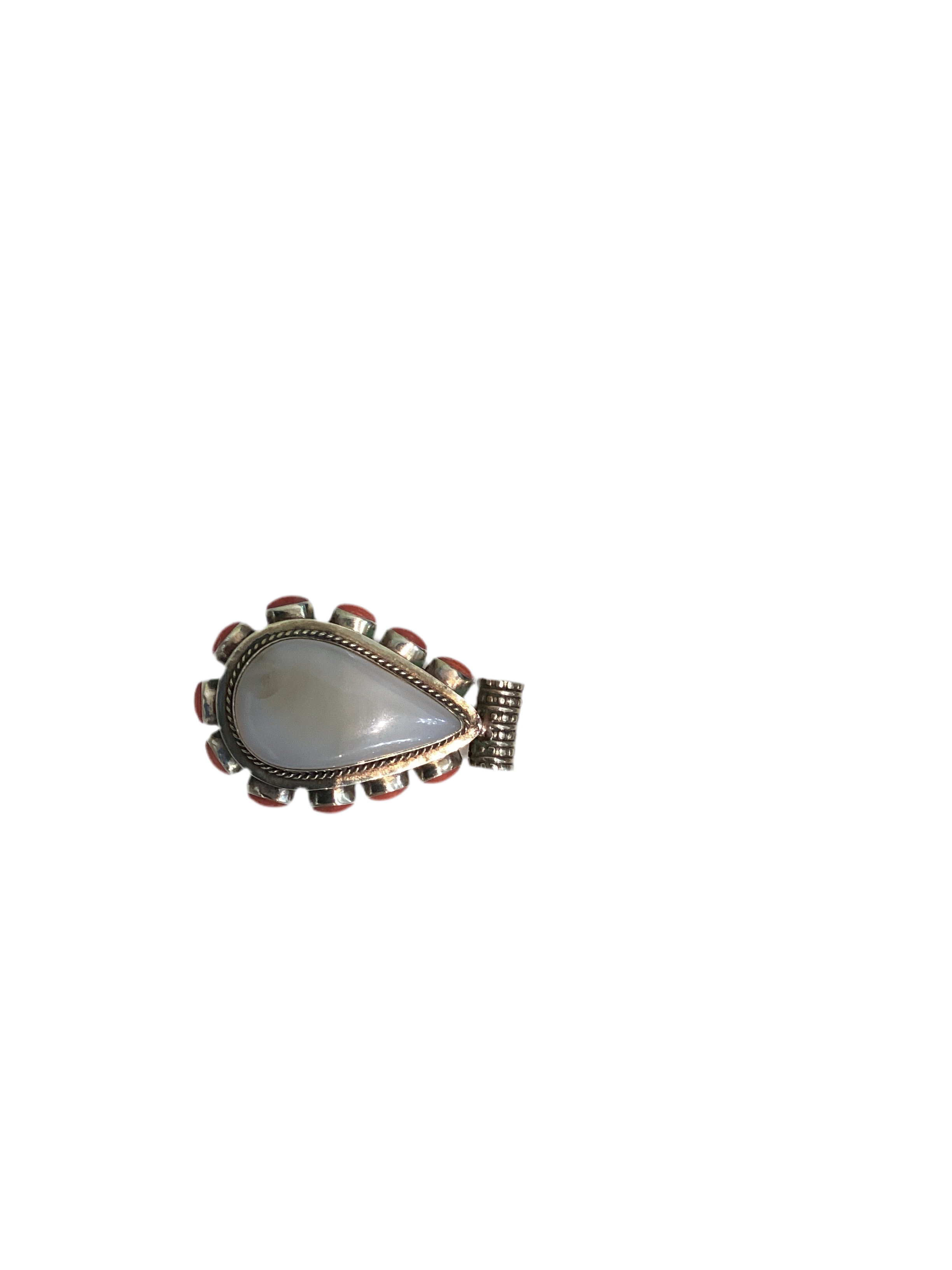 CORAL AND MOONSTONE PENDANT