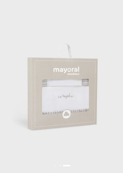 MAYORAL: BEIGE BED SHEETS