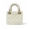 DOE A DEAR: HEART-QUILTED BAG