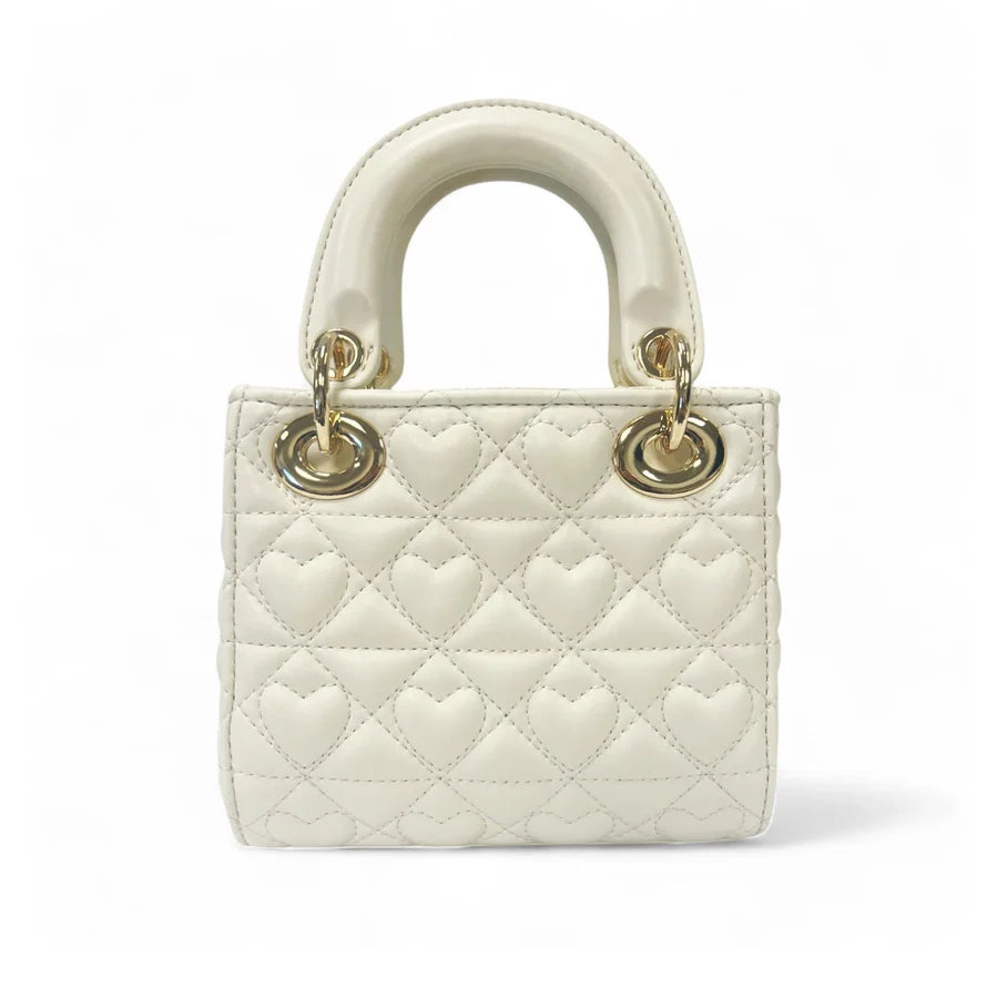 DOE A DEAR: HEART-QUILTED BAG