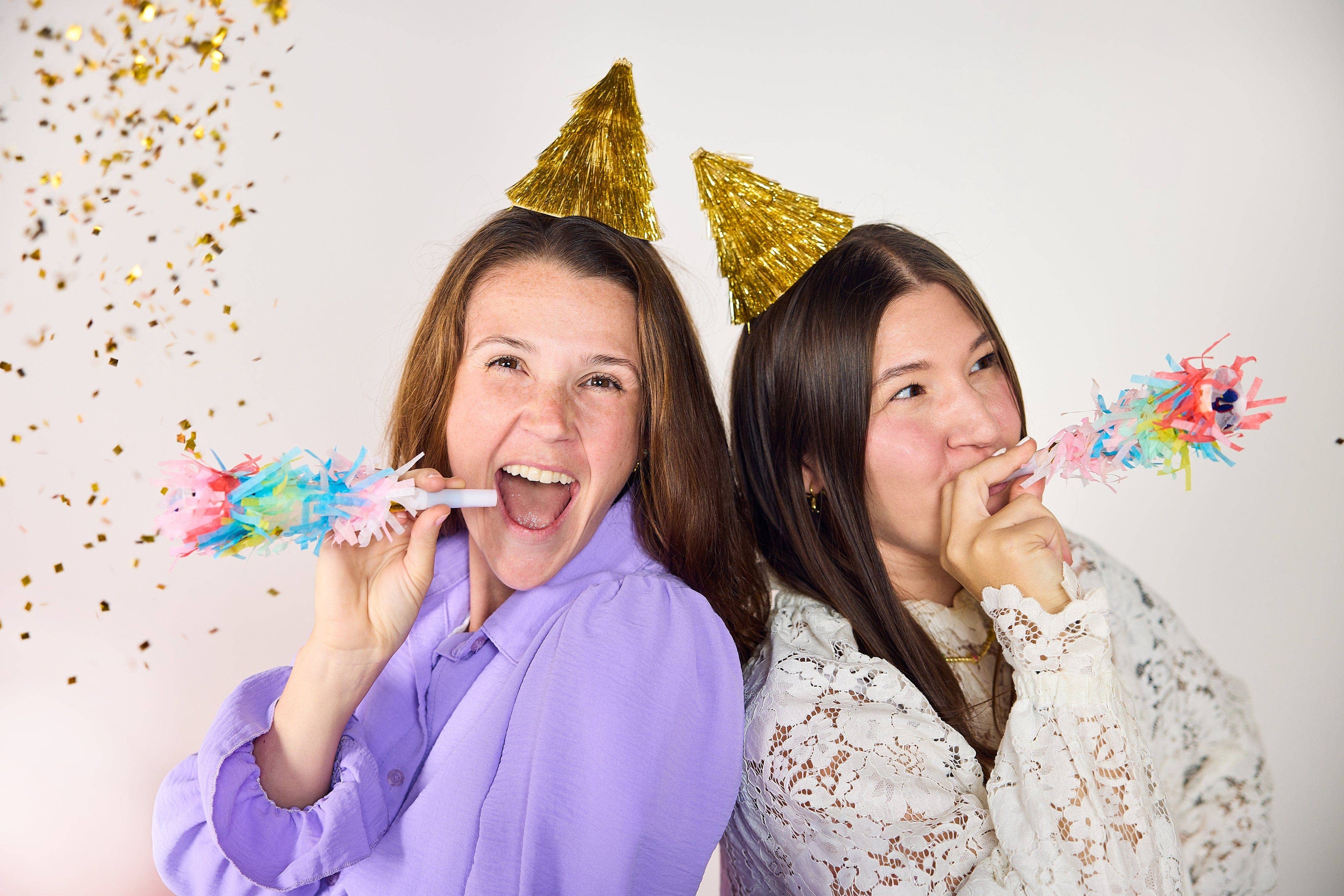 PACKED PARTY: Frill Seeker Fringe Confetti Party Blowers (6 ct)