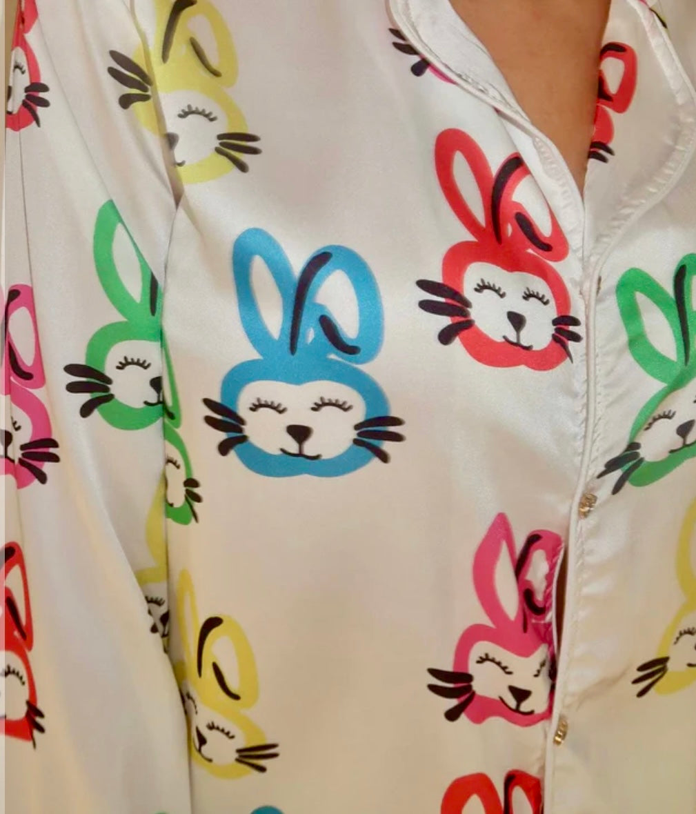 GRAFFITI BUNNY SILK SET