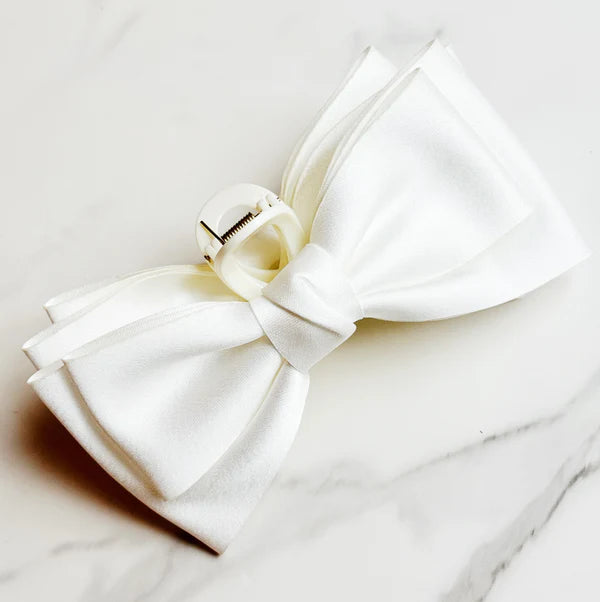 ELLISON+YOUNG: BOW BEAUTY HAIR CLAW