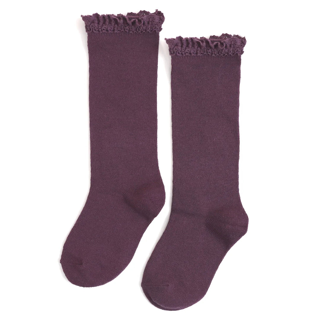 LITTLE STOCKING CO: LACE TOP KNEE HIGH SOCKS-PLUM