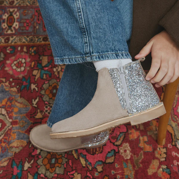 Childrenchic: Plata Suade Glitter Boot