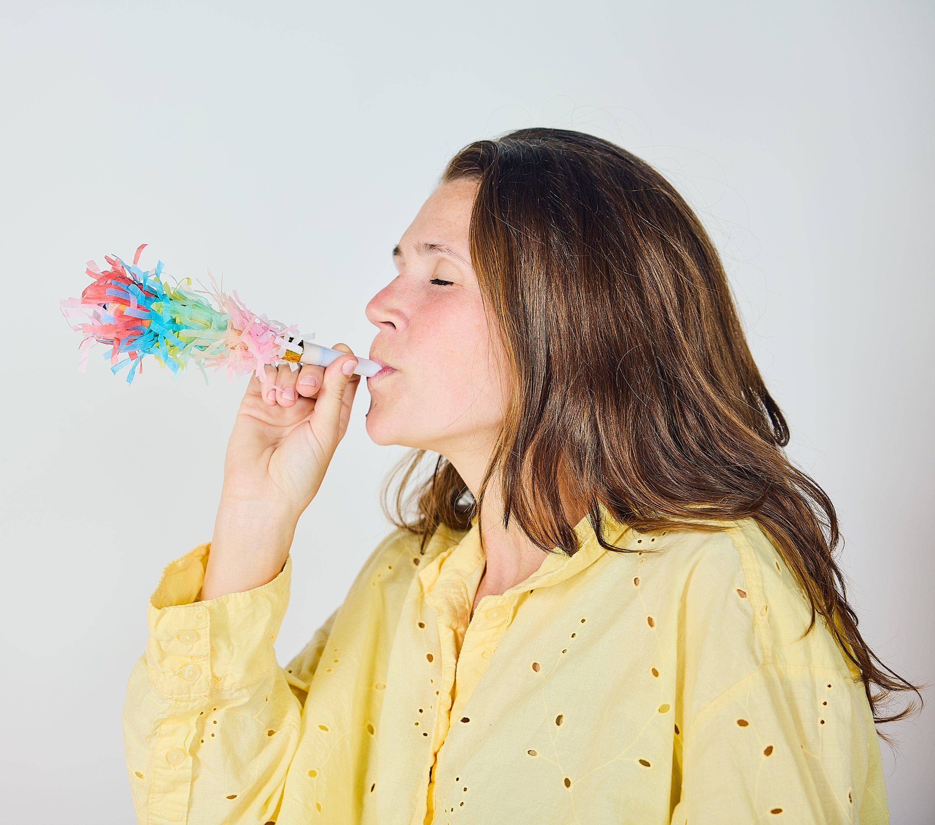PACKED PARTY: Frill Seeker Fringe Confetti Party Blowers (6 ct)