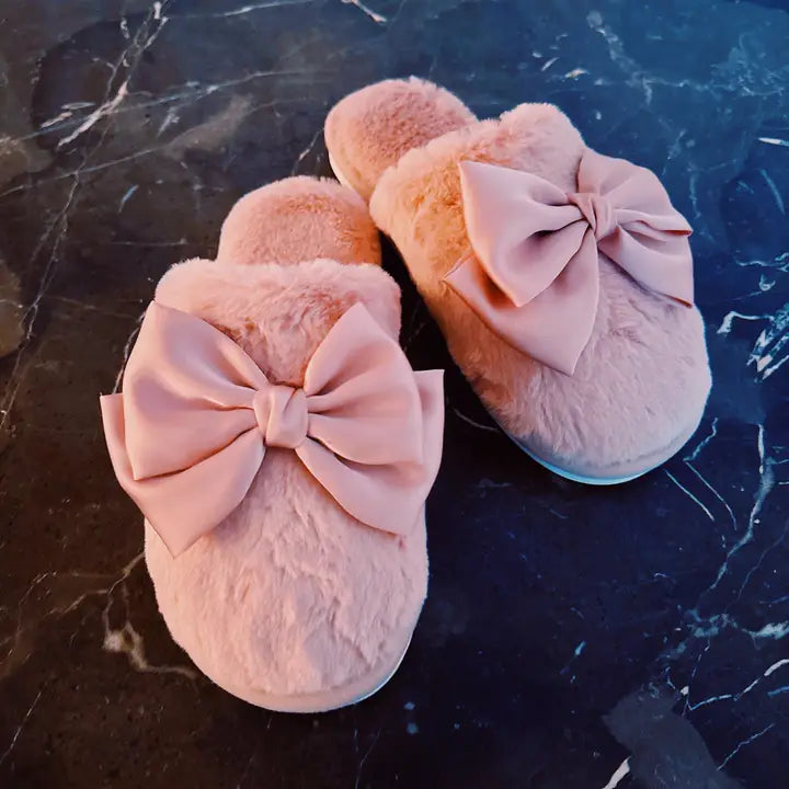 ELLISON + YOUNG: SATIN SHINE FUR COZY LOUNGE SLIPPERS