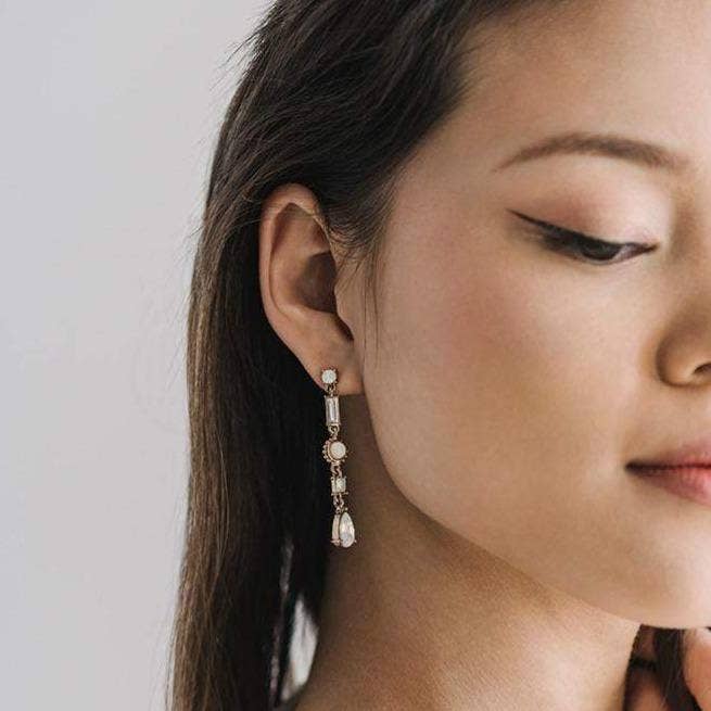 Lova Drop Earrings