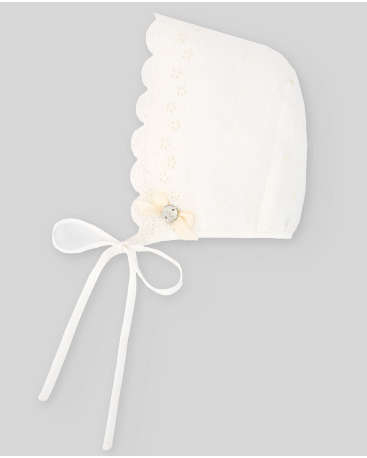 PAZ RODRIGUEZ: Cream Lace Baptismal Gown