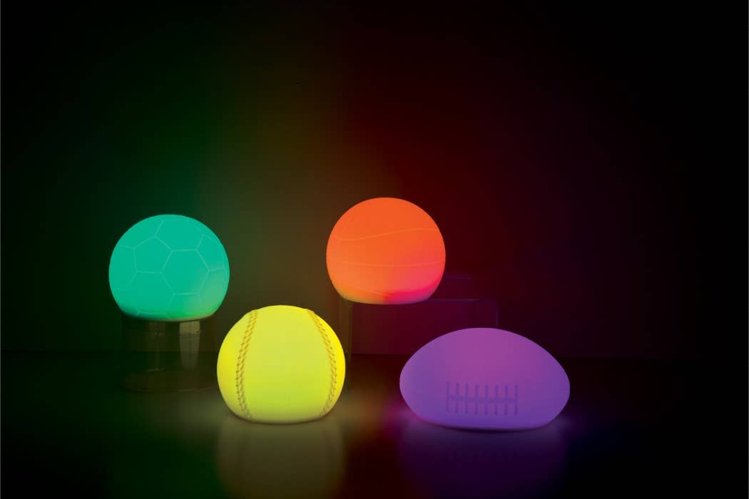 ISCREAM: Soccer Night Light W/ Remote Control