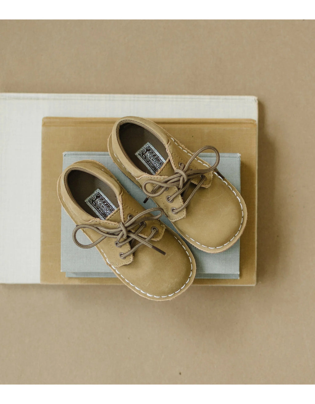 LA'MOUR: Khaki Lace Up Shoe