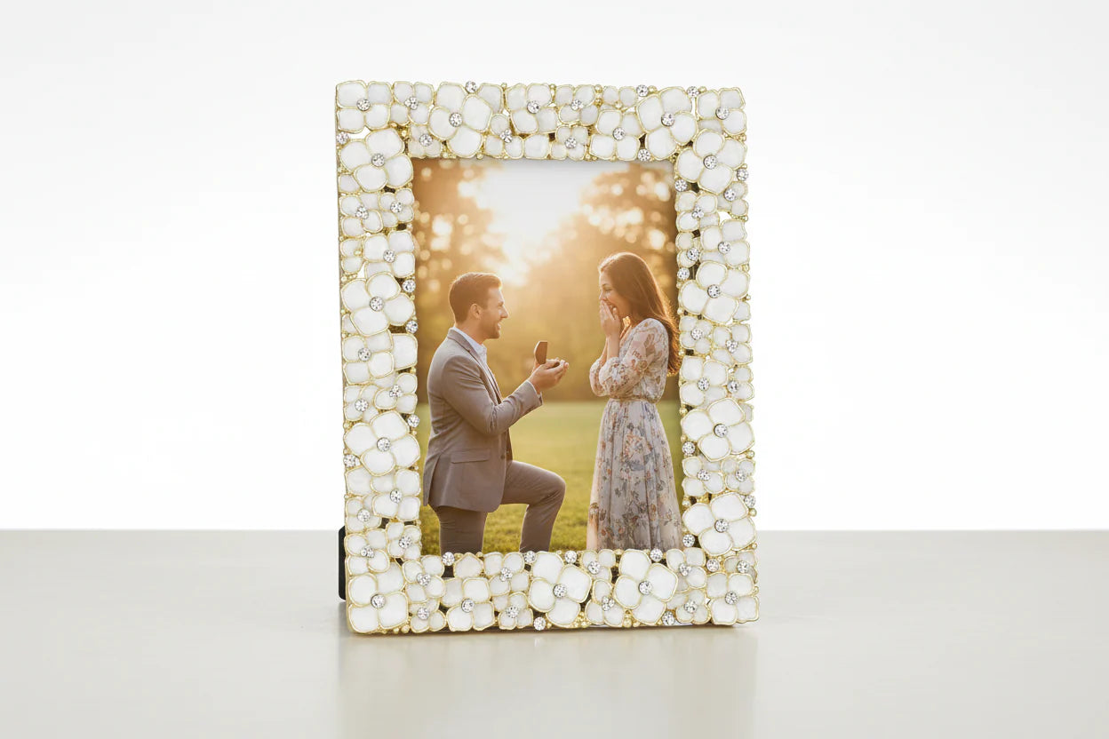 OLIVIA RIEGEL : Dogwood Frame 5X7